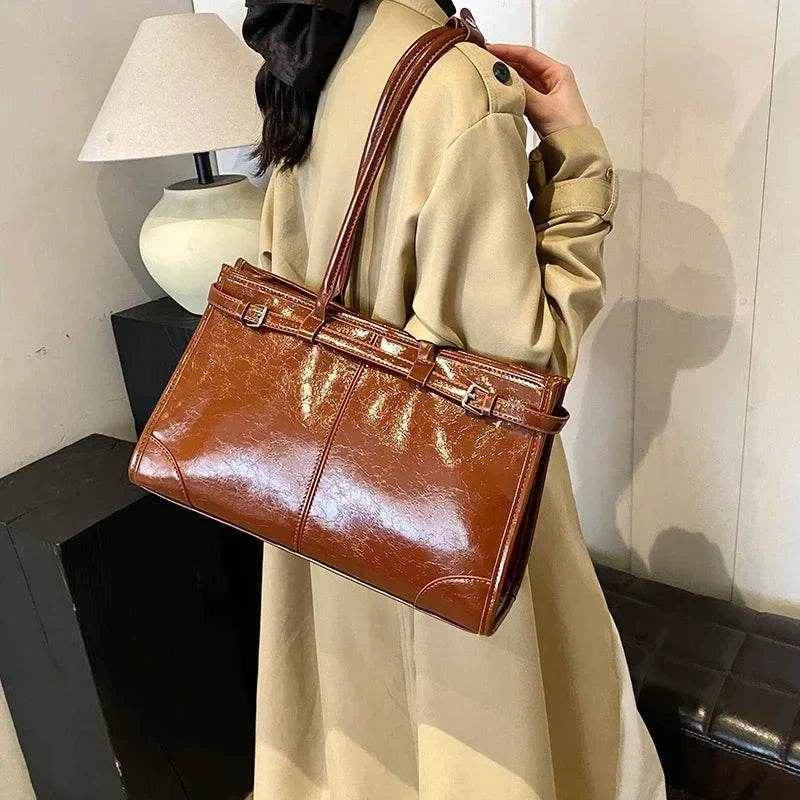 LEFTSIDE Large PU Leather Tote Bags Lady Shoulder Bag for Women 2024 Winter New Trend Fashion Y2K Retro Handbags and Purses