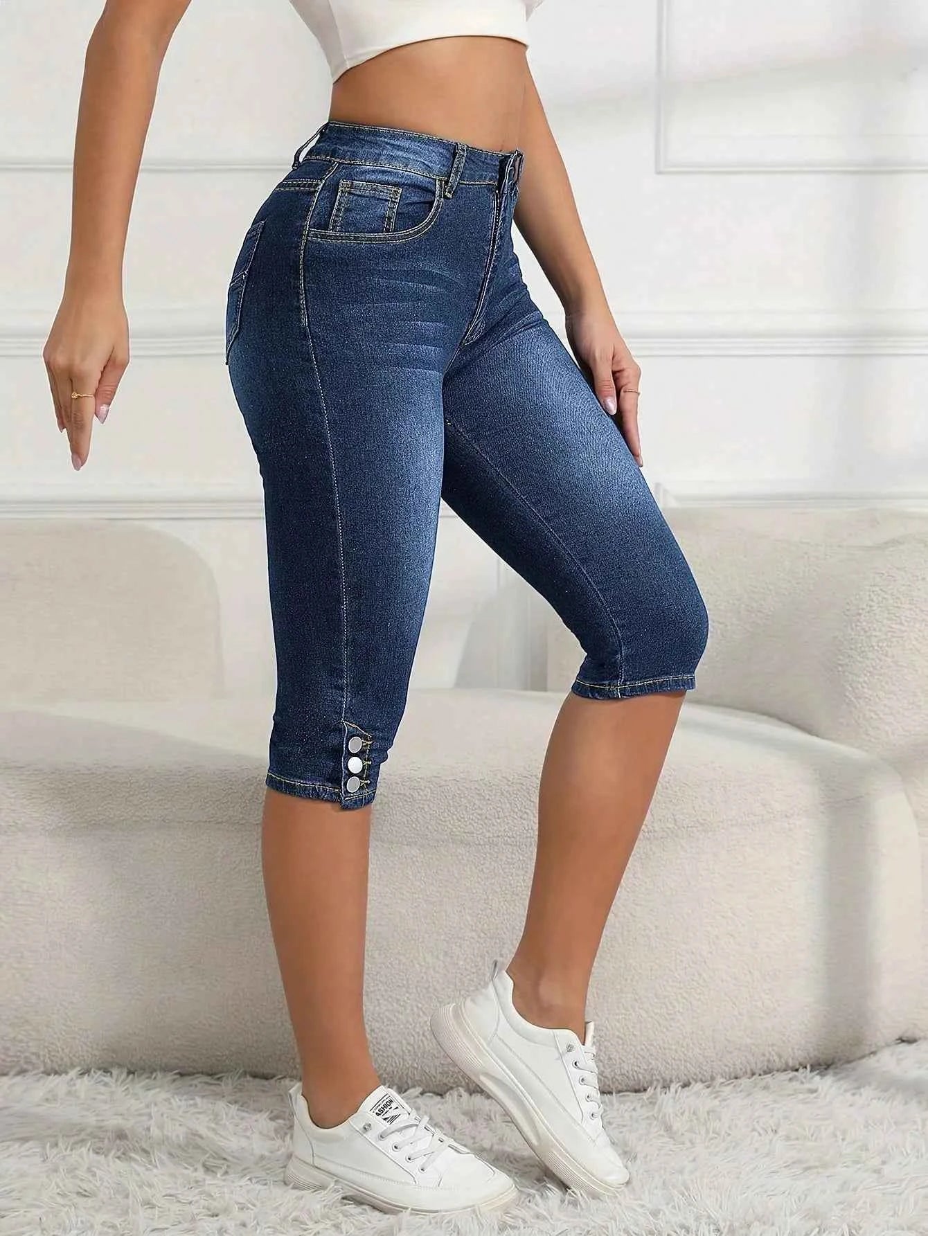 Women Slim-Fit Capri Denim Jeans Button Pockets Zipper Casual Style Denim Pants Fashionable Deep Blue Denim Calf-Length Pants