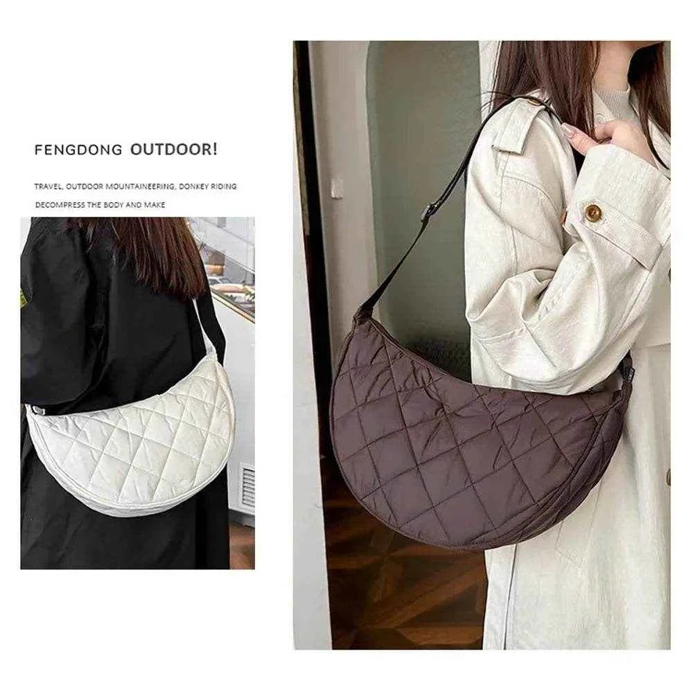 Autumn and Winter Diamond Lattice Single Shoulder Crossbody Bag Fashion Quilted Handbag Portable Nylon Plaid Commuter Travel Bag