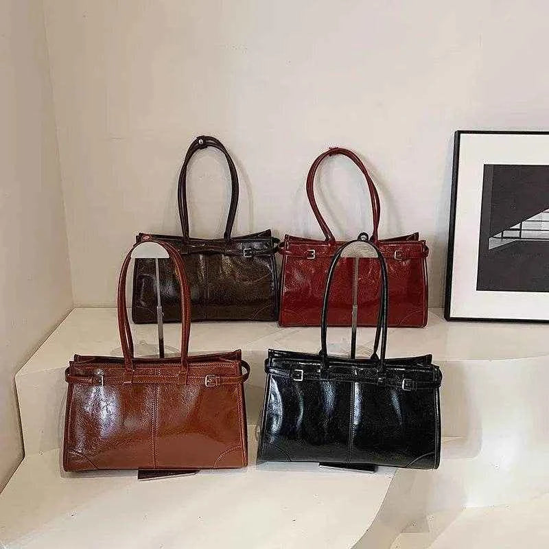 LEFTSIDE Large PU Leather Tote Bags Lady Shoulder Bag for Women 2024 Winter New Trend Fashion Y2K Retro Handbags and Purses
