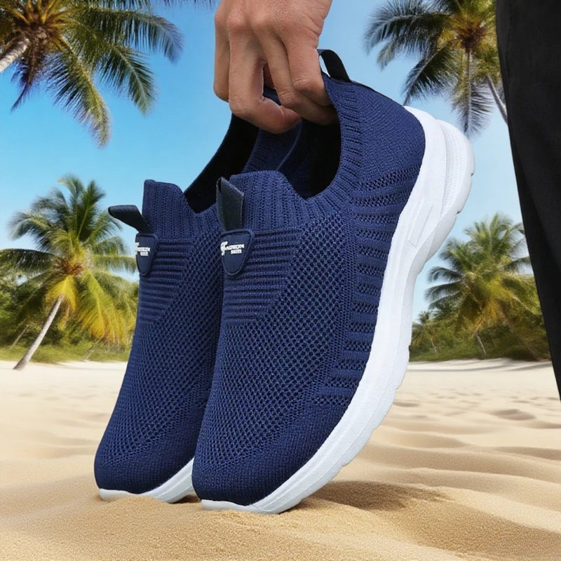 Lightweight Outdoor Male Walking Shoe Breathable Men Casual Shoe Men's Sneakers Slip on Flats Vulcanized Shoes 2025 Sneakers Men