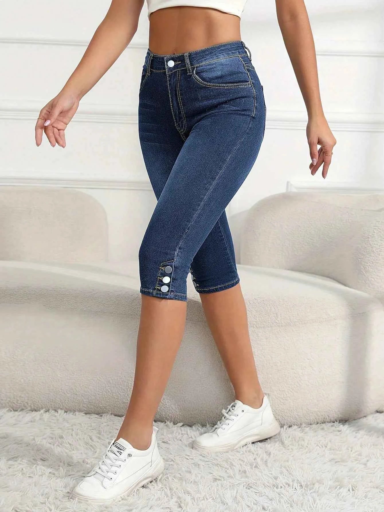 Women Slim-Fit Capri Denim Jeans Button Pockets Zipper Casual Style Denim Pants Fashionable Deep Blue Denim Calf-Length Pants