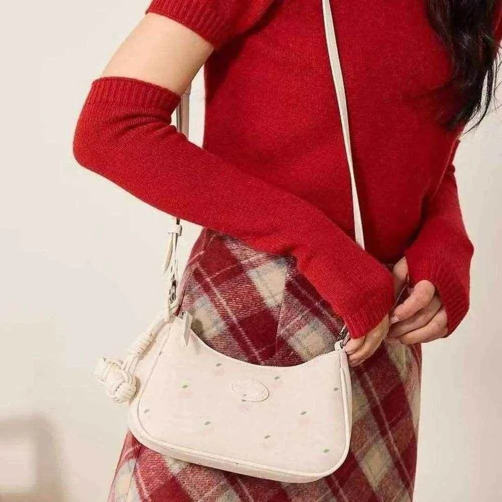 Strawberry Design Shoulder Bags 2025 New Spacious Practical Underarm Bags Versatile PU Handbags Spring Women Girl Wallets