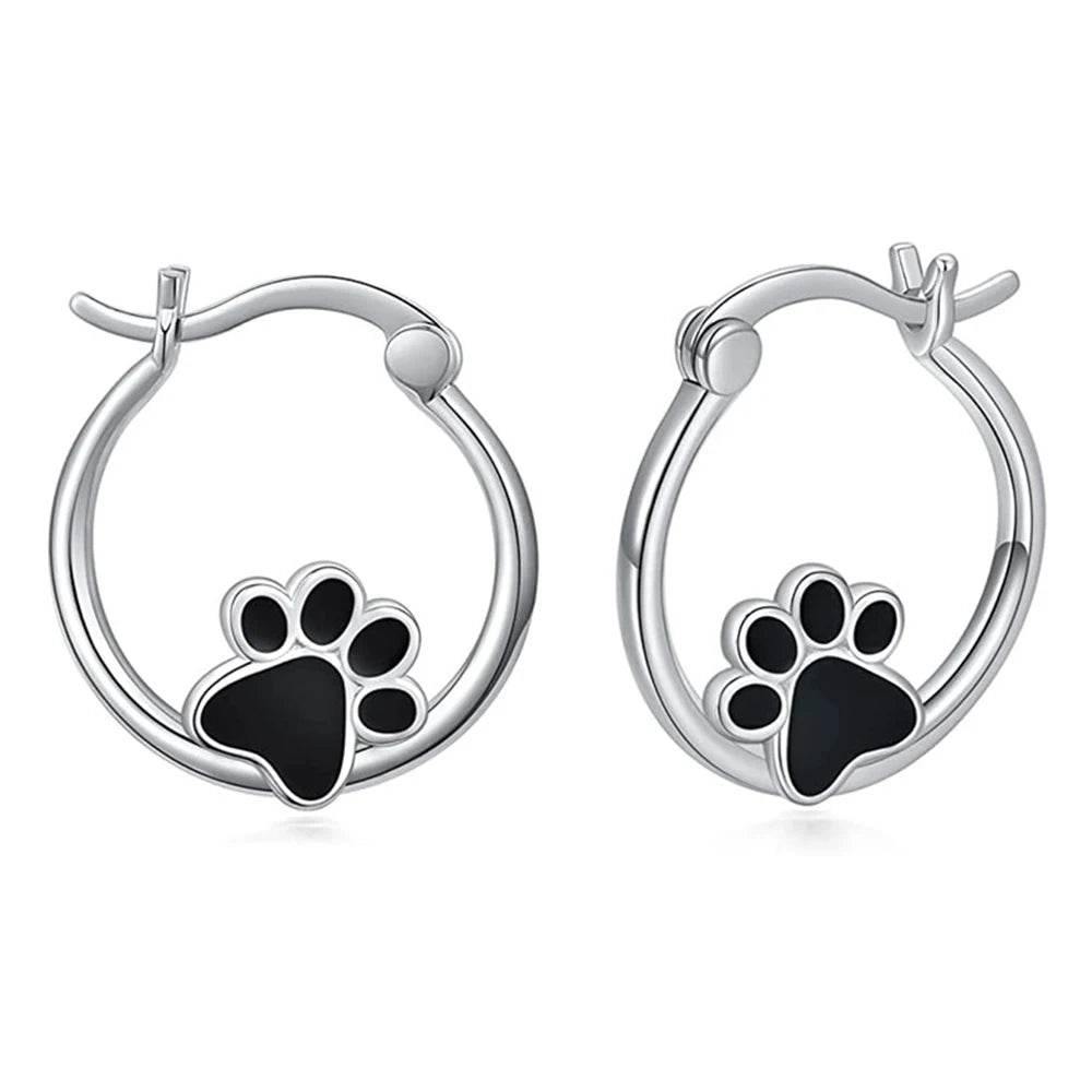 Silver cat claw hoop earrings with black paw charm from Jewelrieshub