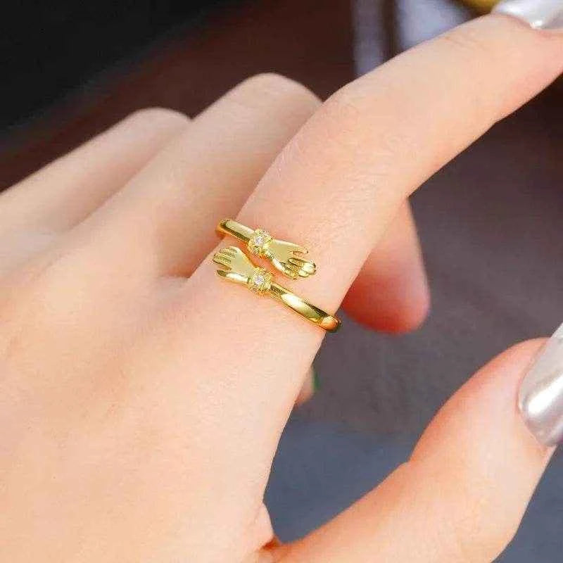 Jewelrieshub Chic Hand Design Ring for Women - Gold Tone