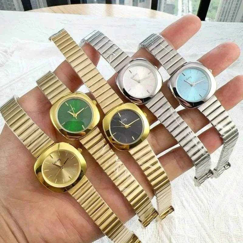 Qoraheyhub Women's Gold Quartz Watch Stylish Design