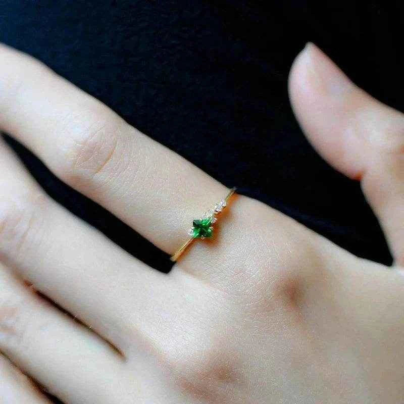 Jewelrieshub Green Zirconia Wedding Band Ring with Gold