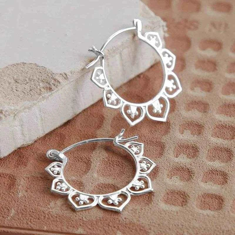 Jewelrieshub Silver Hoop Earrings for Women - Stylish Floral Design