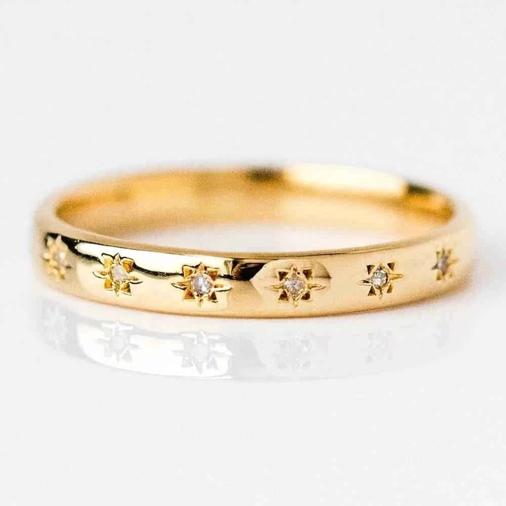 Jewelrieshub Simple Silver Band Ring with Star Design