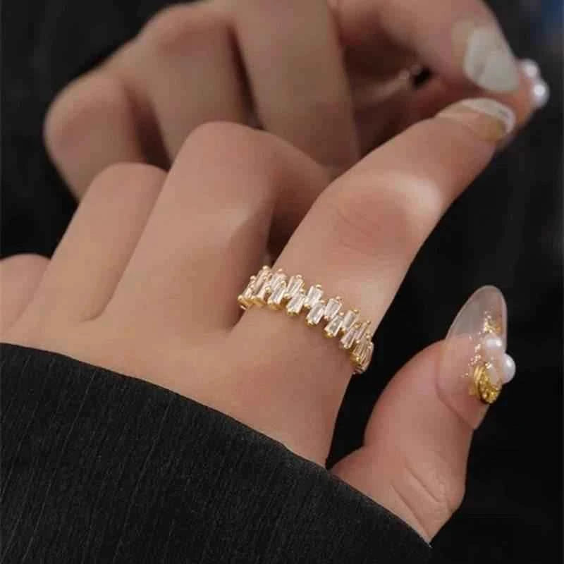 Jewelrieshub Stylish Engagement Ring for Women Rose Gold
