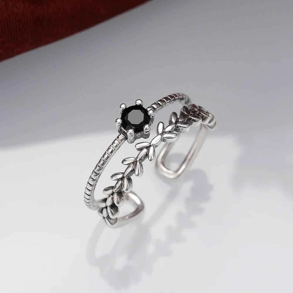 Jewelrieshub Stylish Ladies Adjustable Ring with Black Gem
