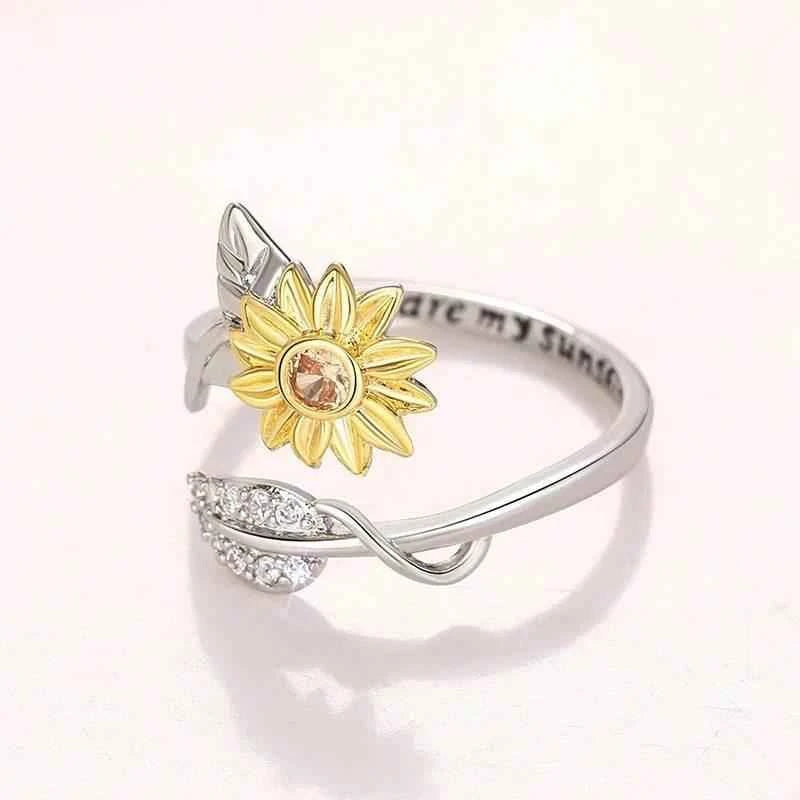 Jewelrieshub Sunflower Ring for Women with Crystals