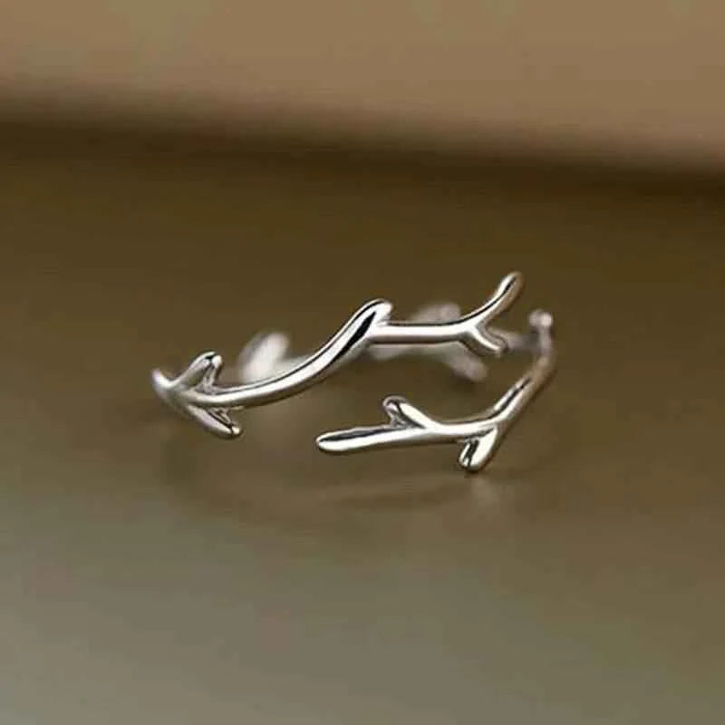 Jewelrieshub Trendy Silver Rings for Women - Stylish Design