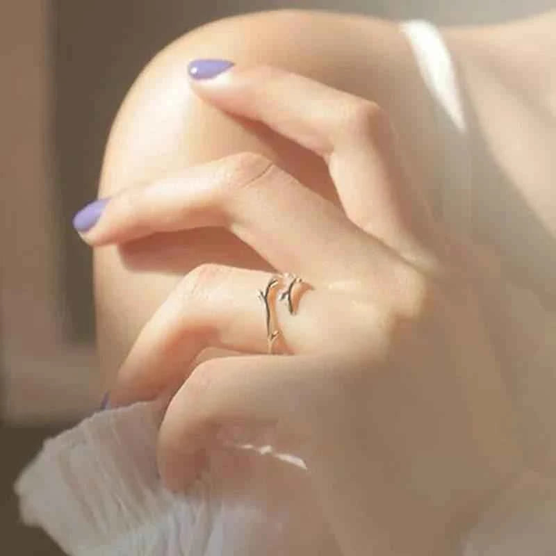 Jewelrieshub Trendy Silver Rings for Women - Stylish Design