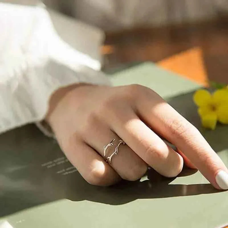 Jewelrieshub Trendy Silver Rings for Women - Stylish Design