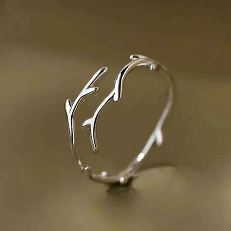 Jewelrieshub Trendy Silver Rings for Women - Stylish Design