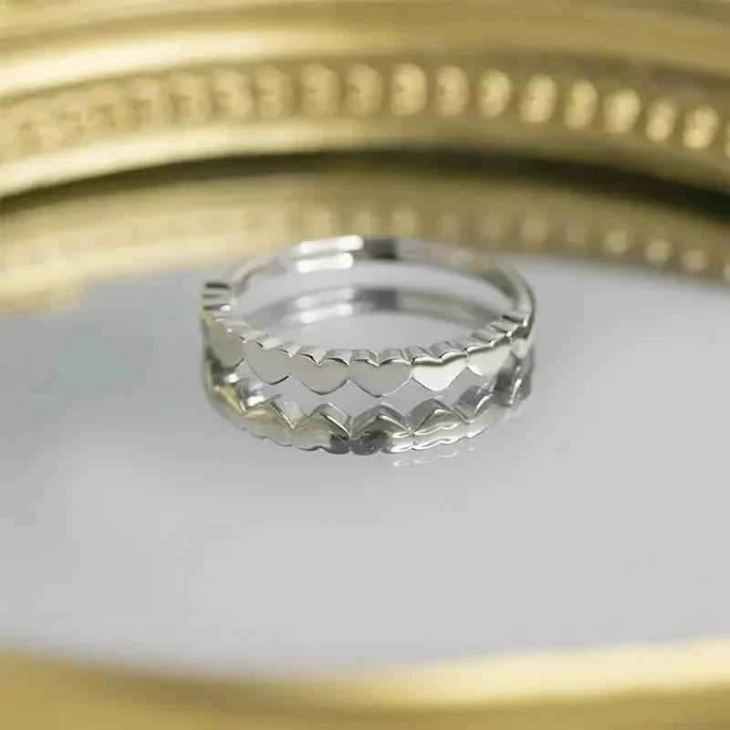 Jewelrieshub Dainty Metallic Finger Ring with Heart Design