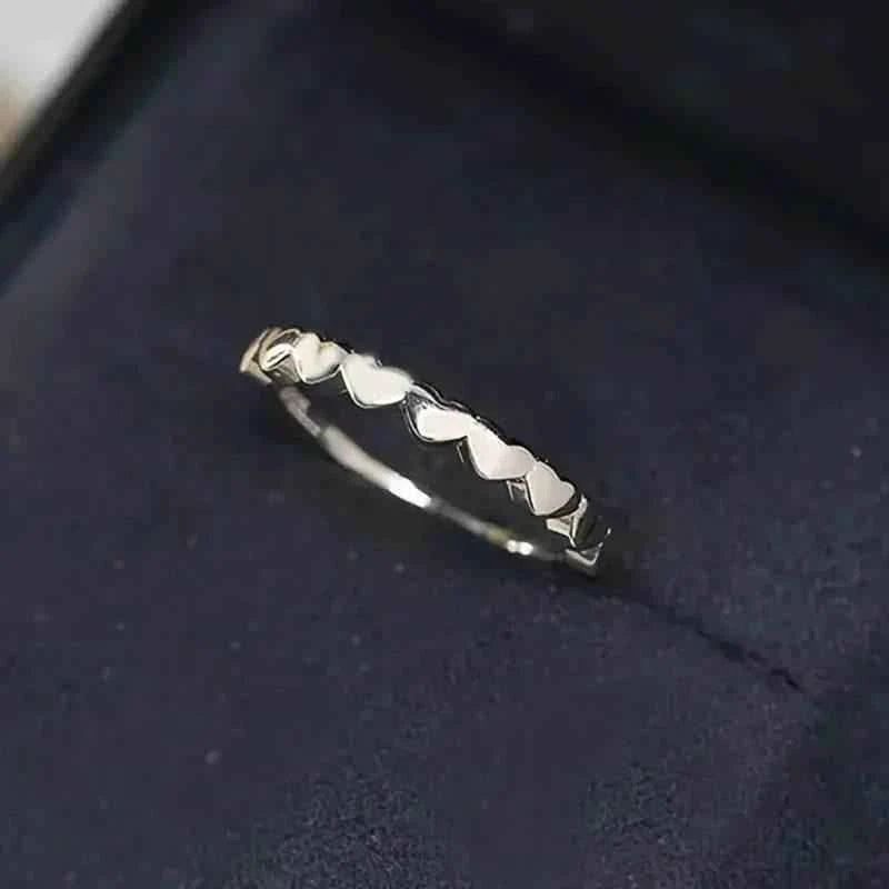 Jewelrieshub Dainty Metallic Finger Ring with Heart Design