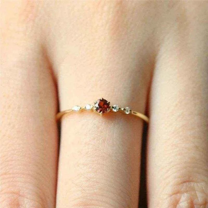 Jewelrieshub Delicate Minimalist Gold Ring with Diamonds