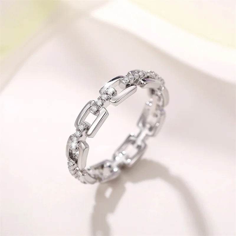 Jewelrieshub women's silver chain shape accessory ring with linked geometric design on white background