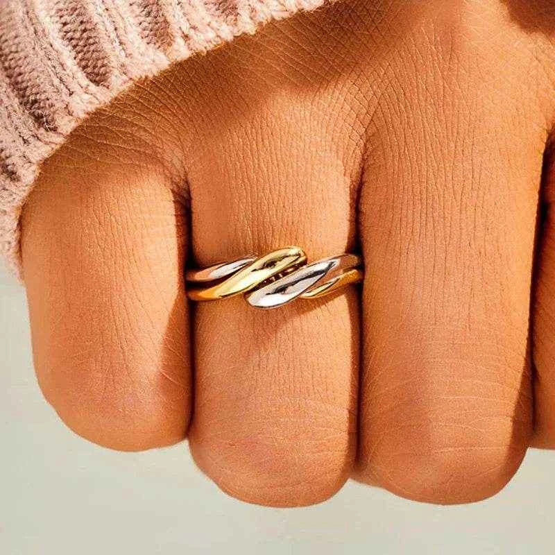 Jewelrieshub Women's Gold and Silver Statement Ring