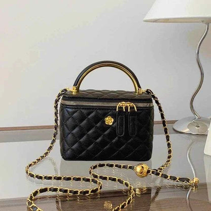 2025 New Women's Large Capacity Diamond Grid Single Shoulder Diagonal Cross Hand-held Small Square Bag, Famous Luxury Designer