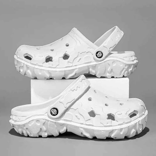 2025 Summer Slippers Clogs Men Beach Shoes Outdoor Garden Shoes Casual Sandals Black Brown Slip-On Men's Breathable Slides