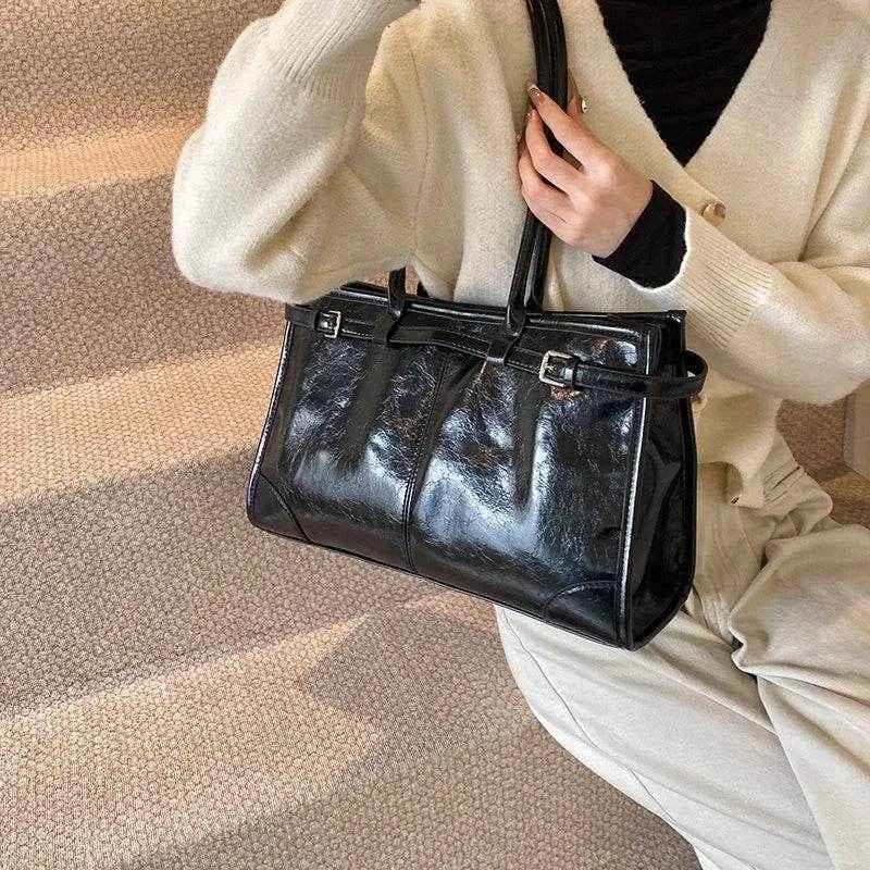 LEFTSIDE Large PU Leather Tote Bags Lady Shoulder Bag for Women 2024 Winter New Trend Fashion Y2K Retro Handbags and Purses