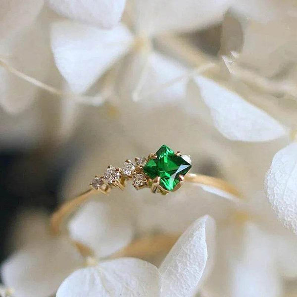CAOSHI Stylish Wedding Band Chic Proposal Ring with Bright Green Zirconia Graceful Fashion Finger Jewelry for Wedding Ceremony Jewelrieshub 7 / Q576 6 / Q576 9 / Q576 7 / Q576-6 / Q576-9 / Q576-8 / Q576-10 / Q576-
