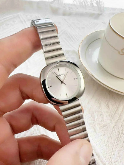 Qoraheyhub Women's Gold Quartz Watch Stylish Design