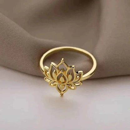 Jewelrieshub Elegant Lotus Flower Ring for Women - Gold