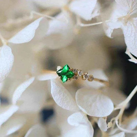 Jewelrieshub Green Zirconia Wedding Band Ring with Gold