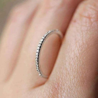 Jewelrieshub Delicate Minimalist Gold Ring with Diamonds